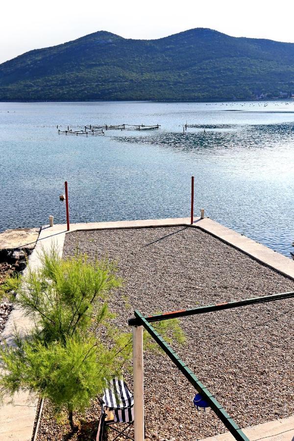 Apartments By The Sea Zuronja, Peljesac - 10137 Brijesta Bagian luar foto